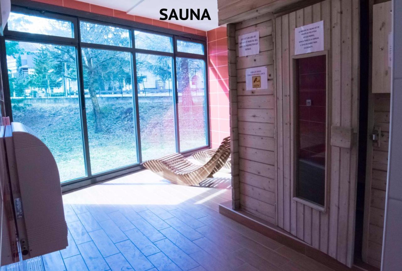 생라리술랑 Spacieux 4/6 Places Proche Du Centre 아파트 외부 사진